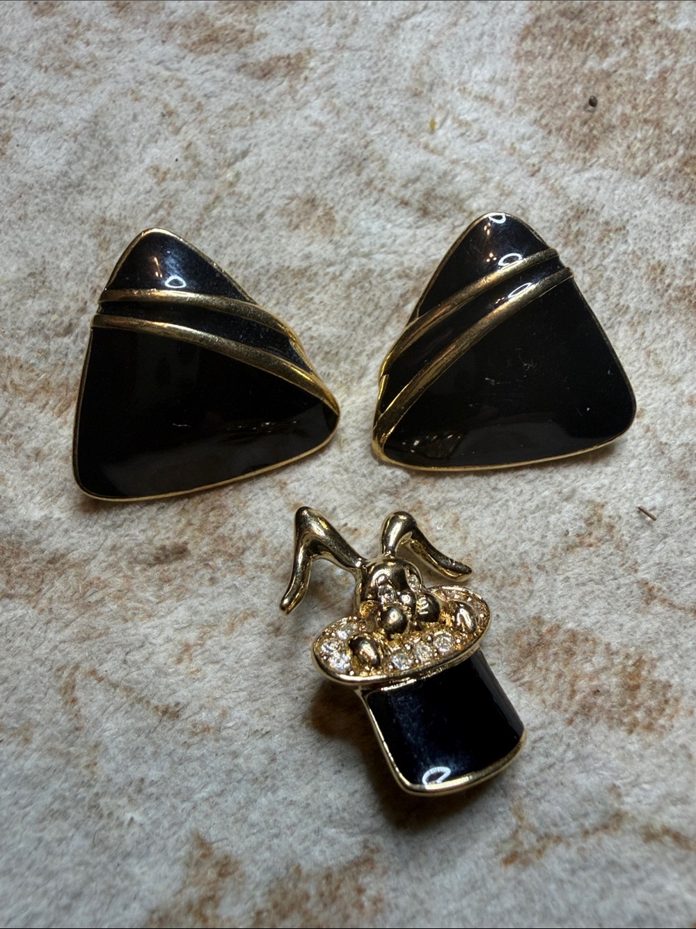 Vintage Trifari Black and Gold Triangle Enamel Earrings and Pin